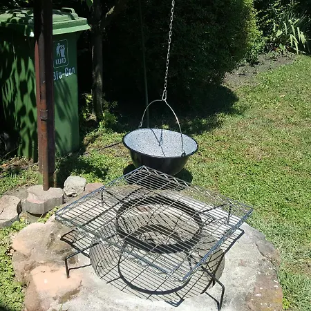 Tavirozsa דירה Balatonfůzfő