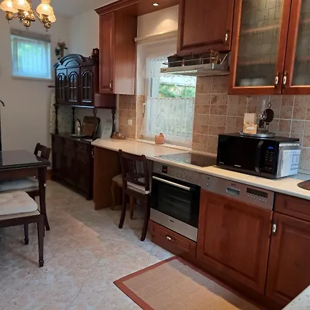 Διαμέρισμα Tavirozsa Balatonfůzfő