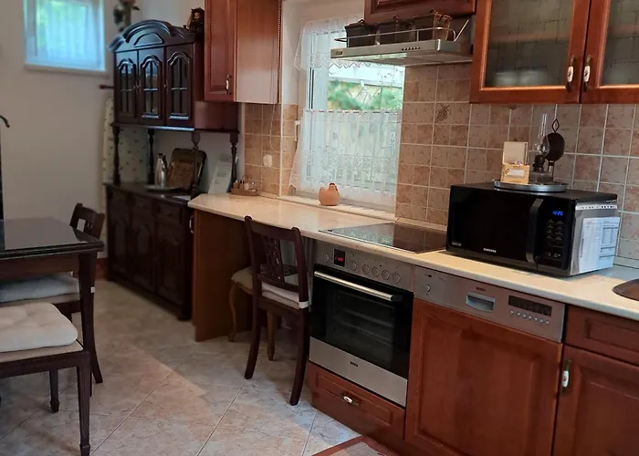 شقة Tavirozsa Balatonfůzfő